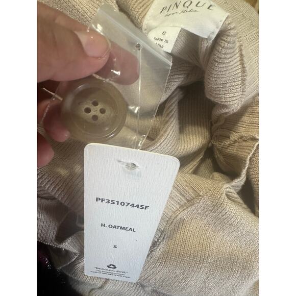 Pinque Oatmeal Long Button Vest – New With Tags - Picture 10 of 11